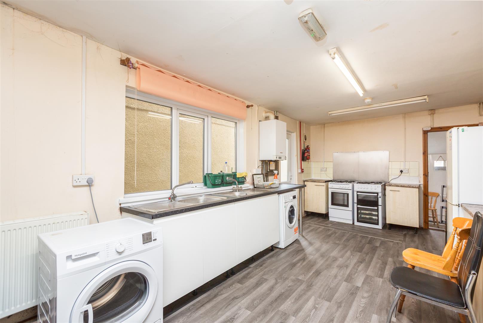 Gwydr Crescent, Uplands, Swansea, SA2 0AB